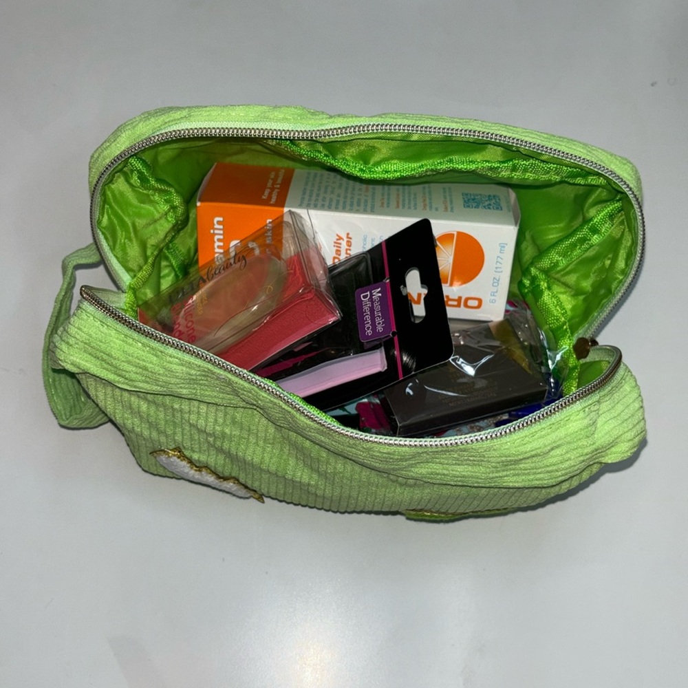 Beauty Personal care make up with Cosmetic Bag Bundle